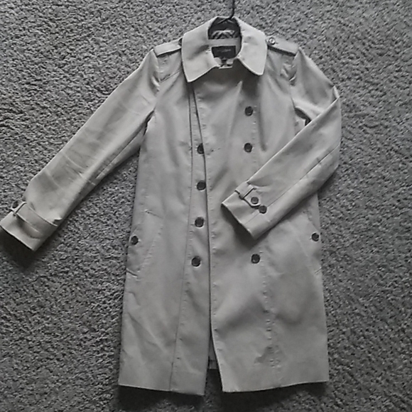 Ann Taylor Jackets & Blazers - Ann Taylor beige jacket coat size M